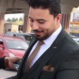 الاستاذ حسين سعيد