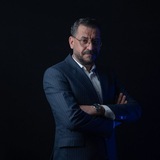 الأستاذ انس الحمداني
