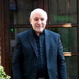 «روابط عمومی دفتر پرفسور اکبری»