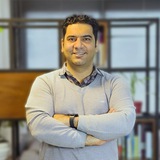 معین صادقیان