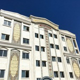 زائر سرای گل نرجس
