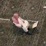 نُورٌ عَلَى نُورٍ