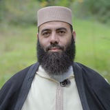 الأستاذ ياسين العمري