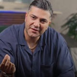 آگاهیبخشی اشکان حریت
