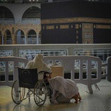 Ota-ona haqida rasm, video