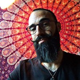 Justin Deschamps
