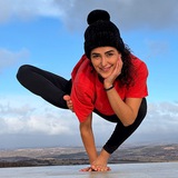Noushin.Yoga
