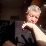 Олег Новиков