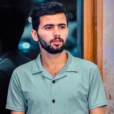 عباس اليساري