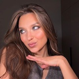 Juliana_an_beauty