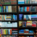 رف الكتب 📚