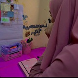 أستاذة اللغة العربية دلال.ر