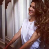 عناق 🫂 رومانسيات 👙 حب <i class="emoji" style="backgrou