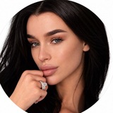 ALINA PRYSIAZHNA