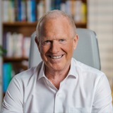 Dr. Michael Spitzbart