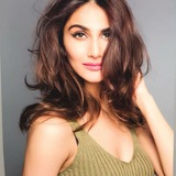 Vaani Kapoor π§