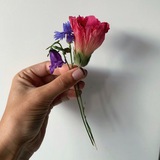 Влюбленная в руки .