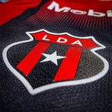 LD Alajuelense ♥️ 🖤 <i class="emoji" style="background-im