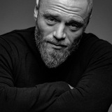 Valentin Blokh. Commercial Photographer.