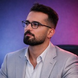 امیرحسین ولیان / تولید محتوا / هوش مصنوعی / اپلیکیشن / پرامپت