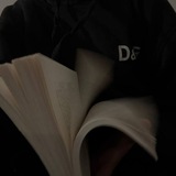 قَصيِدةٌ اُخرىٰ.