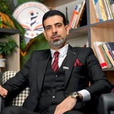 الاستاذ عقيل الحسيني