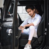 Ansh Pandit ๏ธ๏ธ๏ธ โ