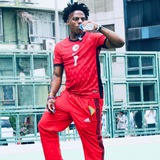 🇭🇰 IShowSpeed ⚽️ 人生贏家<i class="emoji" style="backg