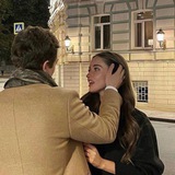 جروبات فيديوهات حالات صور رومانسيه استوريات خلفيات صور