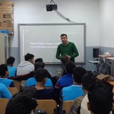 الأستاذ نعيم الحافظ