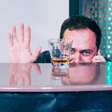 Ваших бьют!