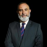 Dr. Alex Alves