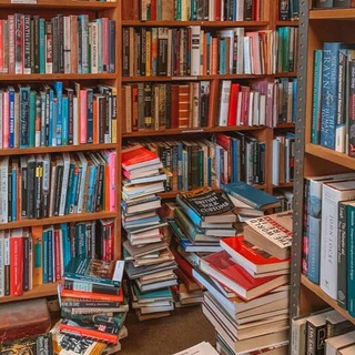 كتب ومقررات جامعية 📚