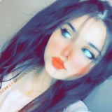 * الـمـصـممة قـمـر *
