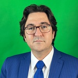 دکتر جاوید