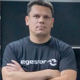Vivendo de Saas