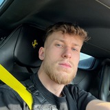 Dennis Naumov