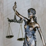 Court Judge Adv