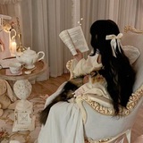 شُـعور كـاتبه