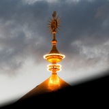 كَلامُكُمْ نُورٌ.