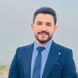 الاستاذ سعد محمد مدرس اللغة الانكليزية