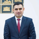 الاستاذ فلاح عبدالحسن مدرس اللغة الإنكليزية