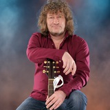 Михаил Ежов (ЕжоFF Band)