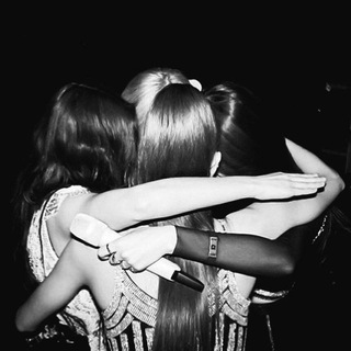 BLACKPINK COACHELLA WEEK1 (041623)
